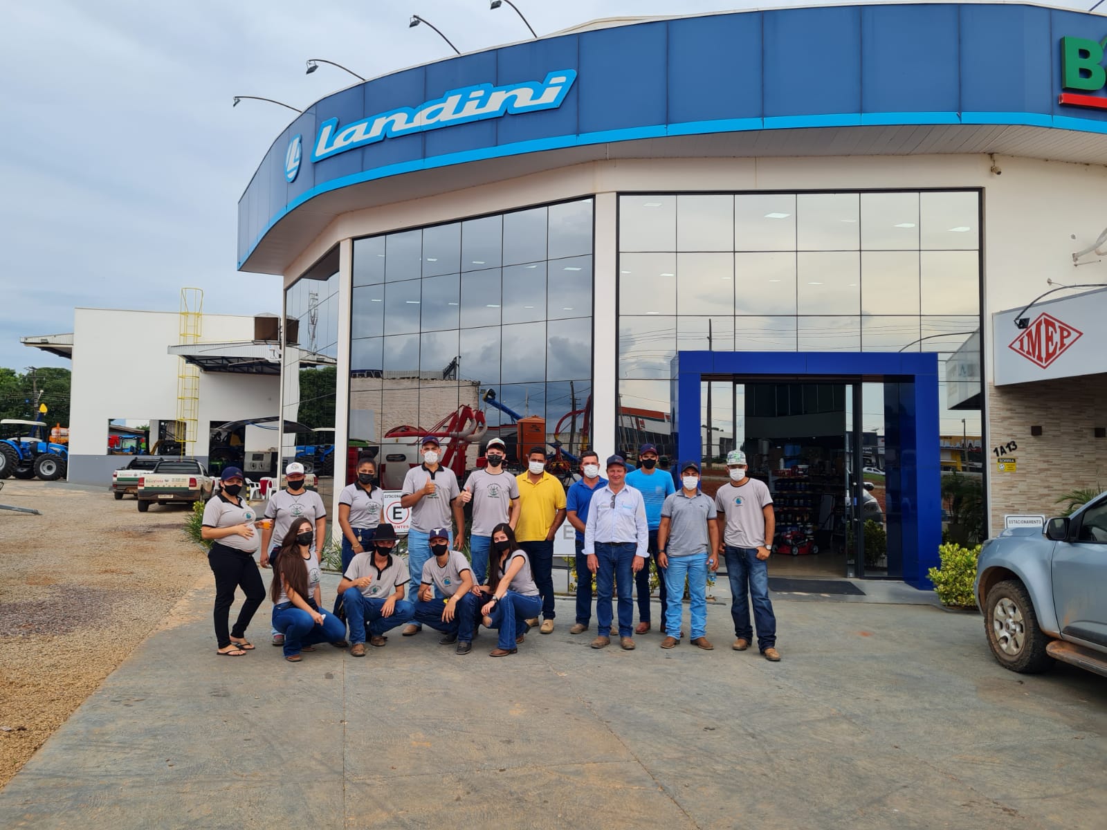 WhatsApp Image 2021-11-25 at 16.52.59 (1).jpeg