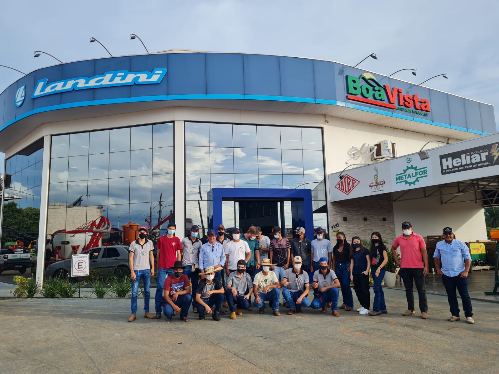 WhatsApp Image 2021-11-25 at 16.53.00.jpeg